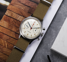 Load image into Gallery viewer, Seagull 1963|38mm|Acrylic Glass|Swan Neck Regulator|Chronograph Watch